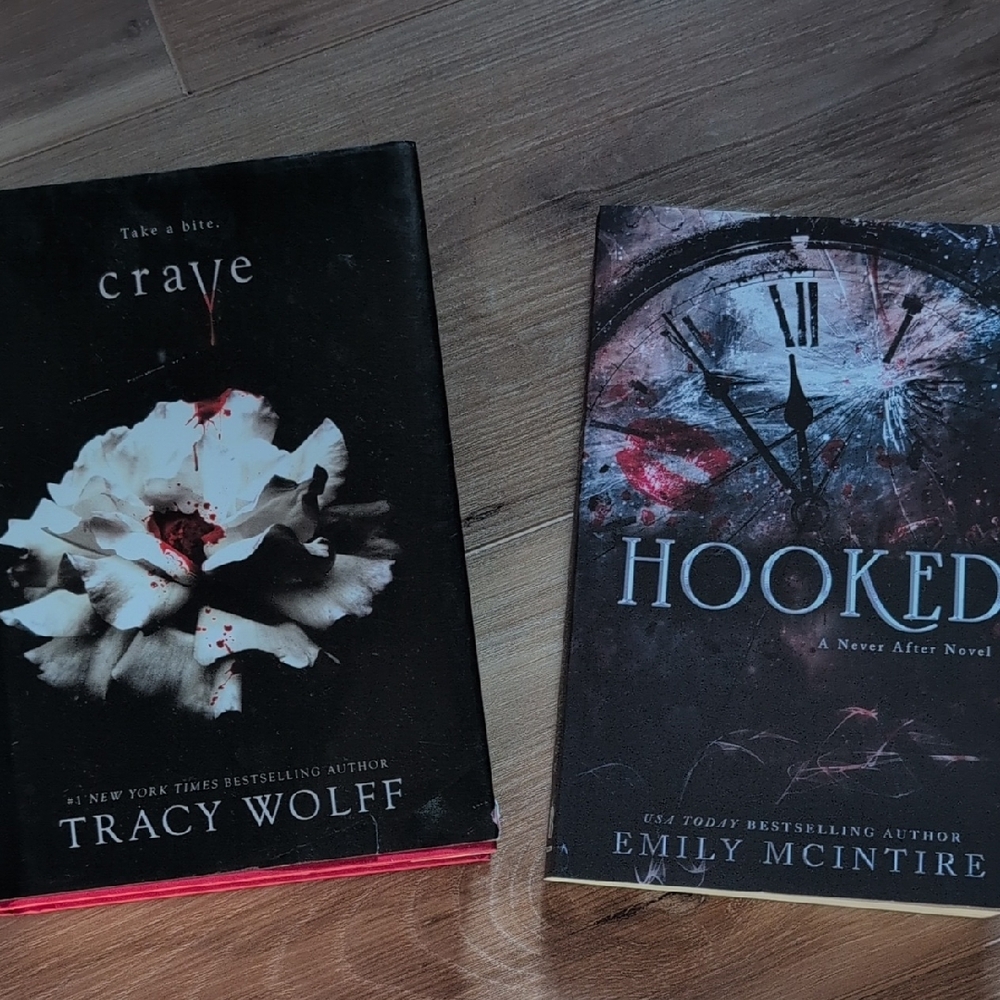 Crave and Hooked Book Set - Black and Red Covers